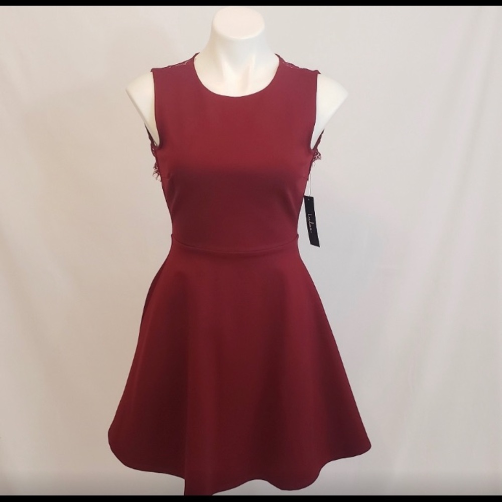 Nwt Lulu's Need You Close Lace Backless Dress Wine - image 2
